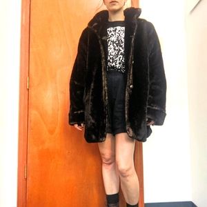 Brown Vintage Fur Coat mid-length size L